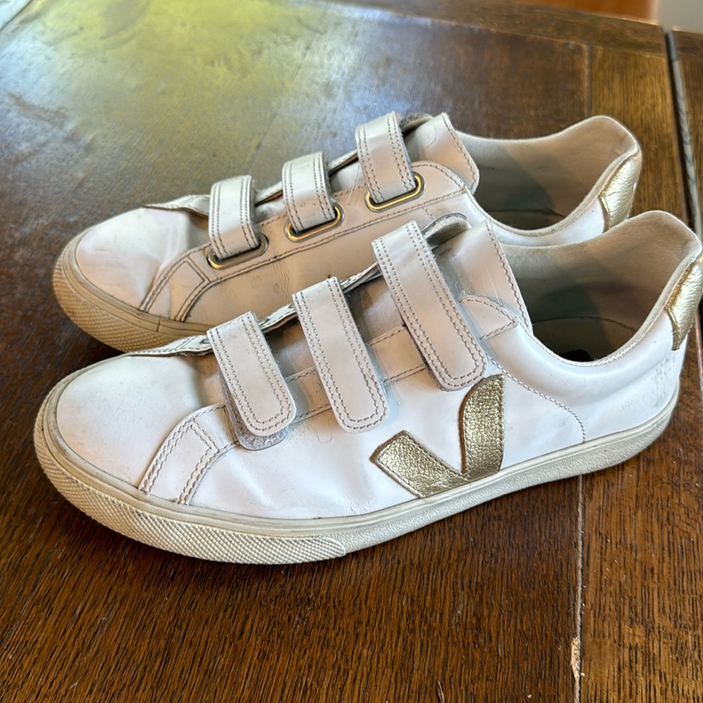 VEJA white and gold leather Velcro sneakers size 8